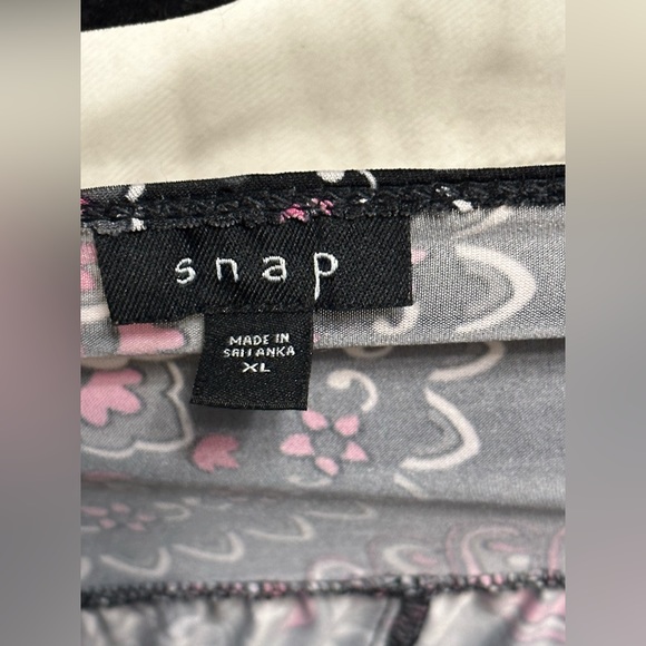 Snap Bohemian Print Sundress - Picture 4 of 5